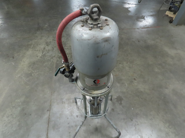 Graco 233-905 Bulldog Air Motor & 5:1 Pump Assembly 210-208