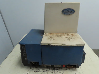 Nordson 2304 Hot Glue Melt Adhesive Applicator System 230VAC 50/60HZ 23A 5520W