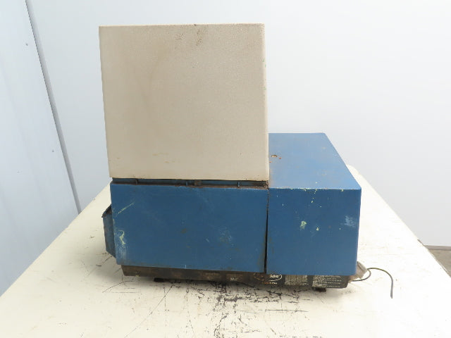 Nordson 2304 Hot Glue Melt Adhesive Applicator System 230VAC 50/60HZ 23A 5520W