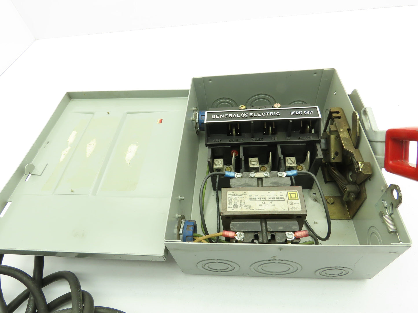 General Electric Non Fused Disconnect W/ Square D Control Transformer 0.075KVA