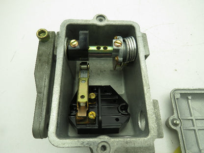 Joslyn Clark HLA-1 Heavy Duty Limit Switch 25A 600V 1P Pilot Duty A102-41252A-1*