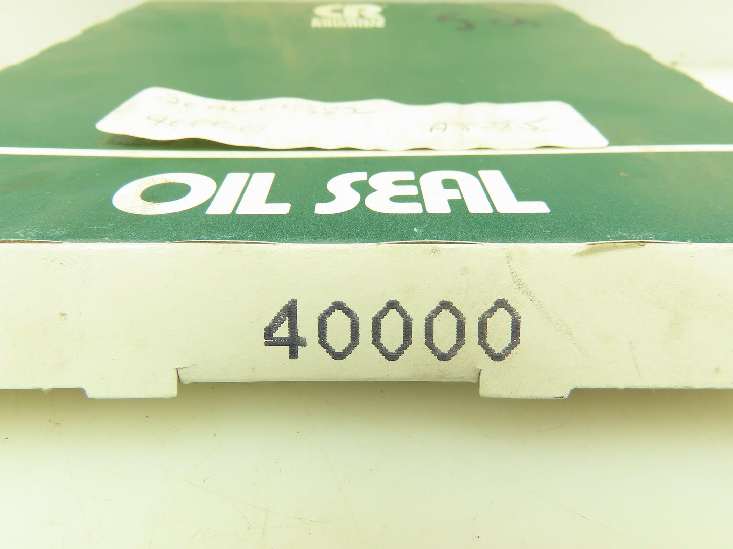 CR 40000 Double Lip Oil Seal 4.000 in Shaft, 5.251 in OD, 0.438 in Width