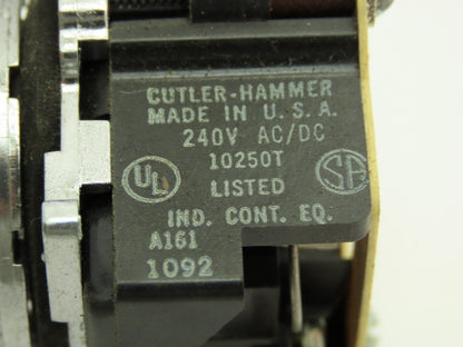 Cutler Hammer 10250T202N Indicator Light 240V 30.5mm No Lens  LOT OF 2