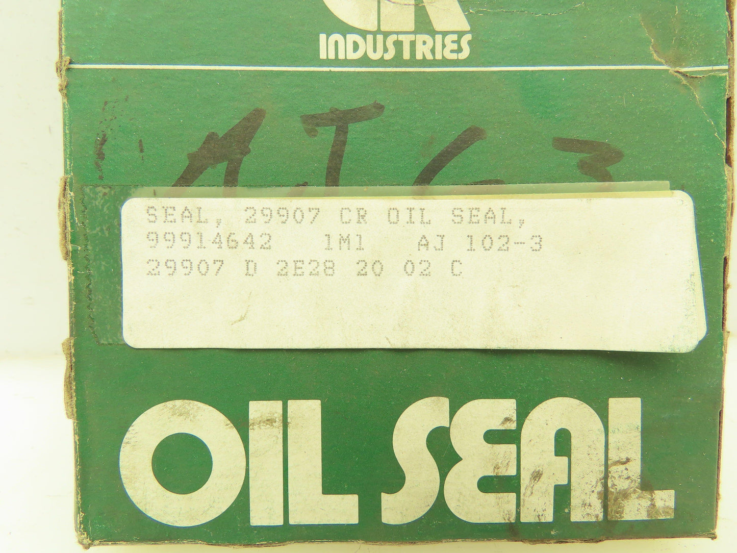 CR 29907 Double Lip Oil Seal 3.00 in Shaft, 4.003 in OD, 0.375 in Width Lot of 4