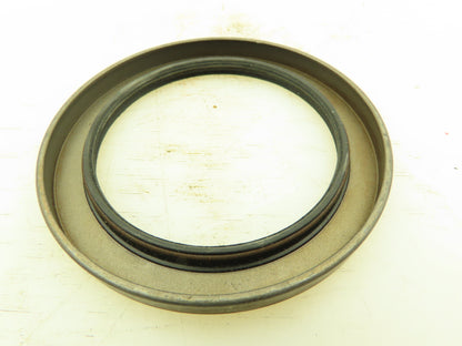 CR 29907 Double Lip Oil Seal 3.00 in Shaft, 4.003 in OD, 0.375 in Width Lot of 4