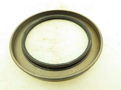 CR 29907 Double Lip Oil Seal 3.00 in Shaft, 4.003 in OD, 0.375 in Width Lot of 4