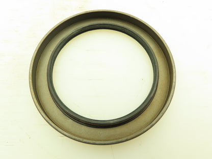 CR 29907 Double Lip Oil Seal 3.00 in Shaft, 4.003 in OD, 0.375 in Width Lot of 4