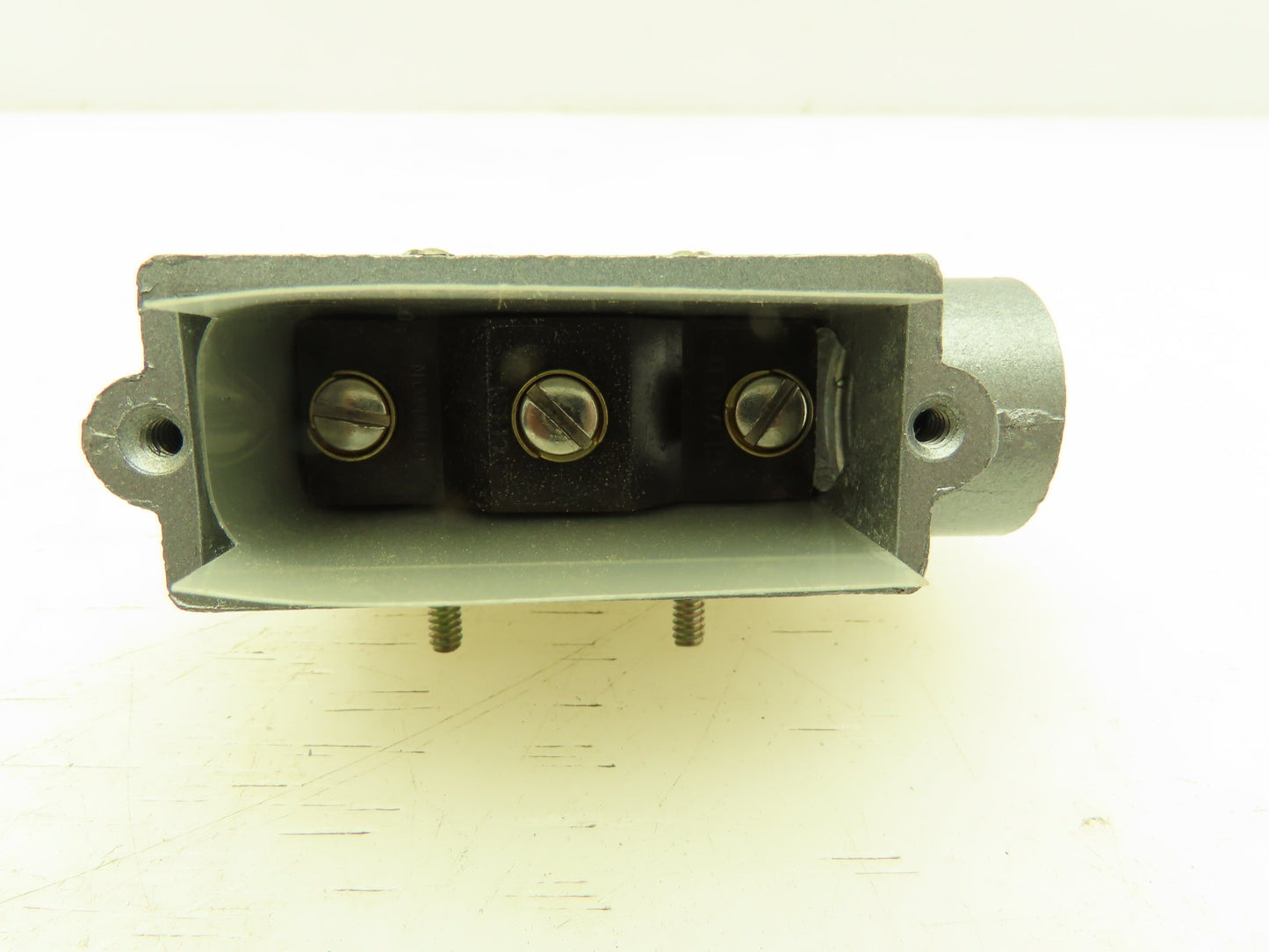 Robertshaw SF-BRD2-8PR Limit Switch Acro 15A 120/240/480 VAC Lot of 2