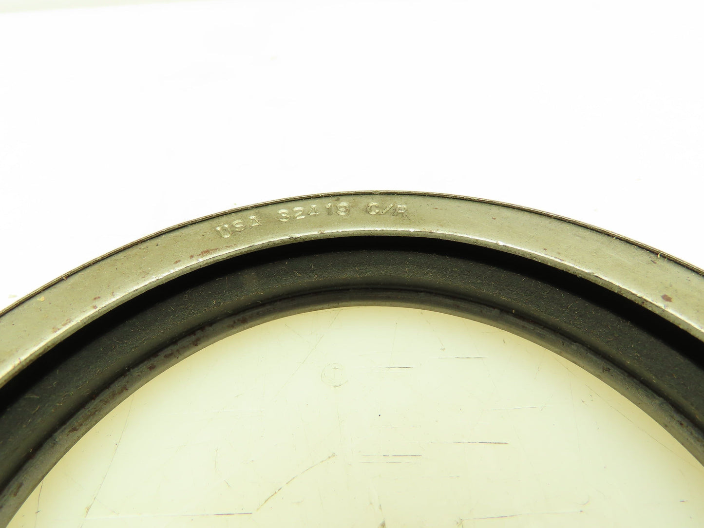 CR 32419 Oil Seal 3-1/4" Shaft Dia; 4-1/4" Housing Bore; 5/8" Width ?	Lot of 3