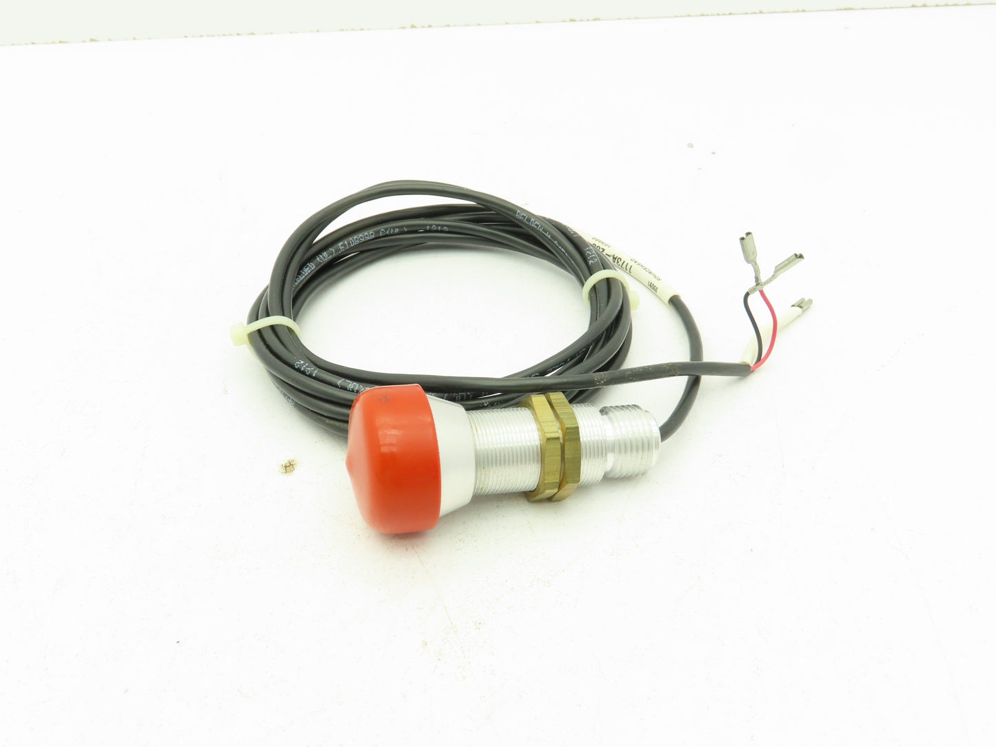 Cutler Hammer 1173A-200 Photoelectric Thru-Beam Sensor Source Head Ser A1