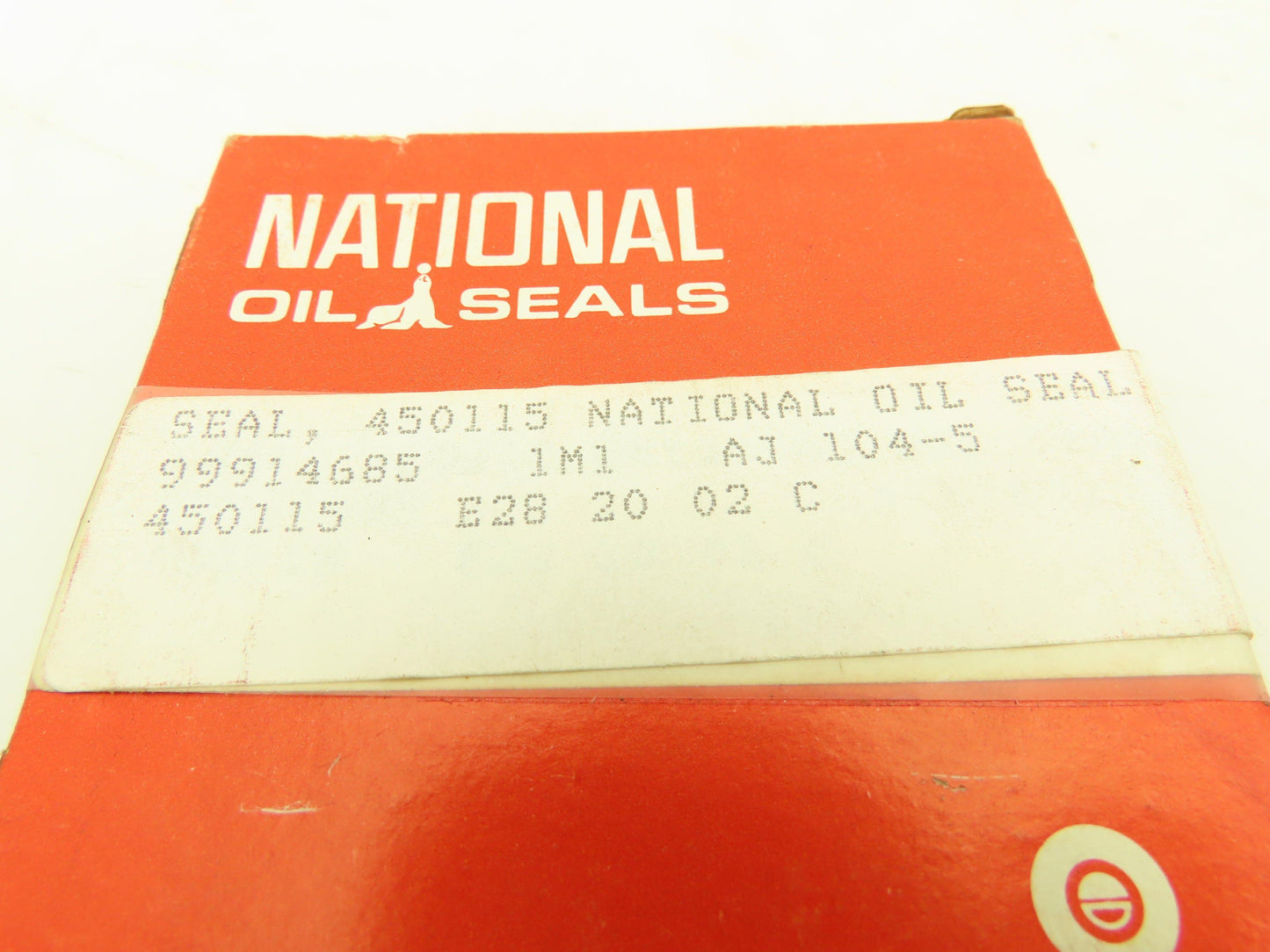 National 450115 Oil Seal 2.125 in Shaft, 2.996 in OD, 0.500 in Width, Lot of 5