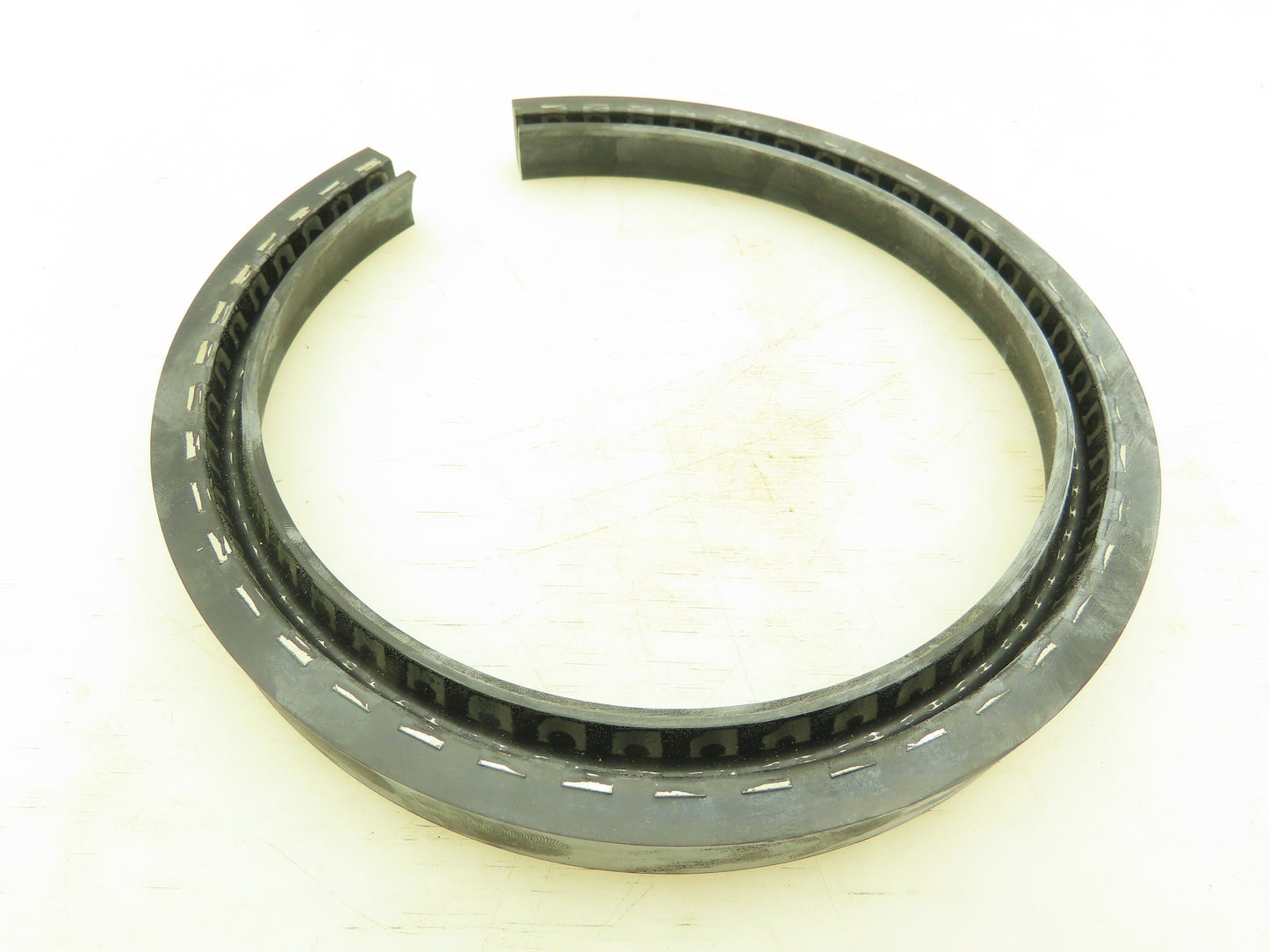 Garlock Klozure 23 X 3405 Split Oil Seal