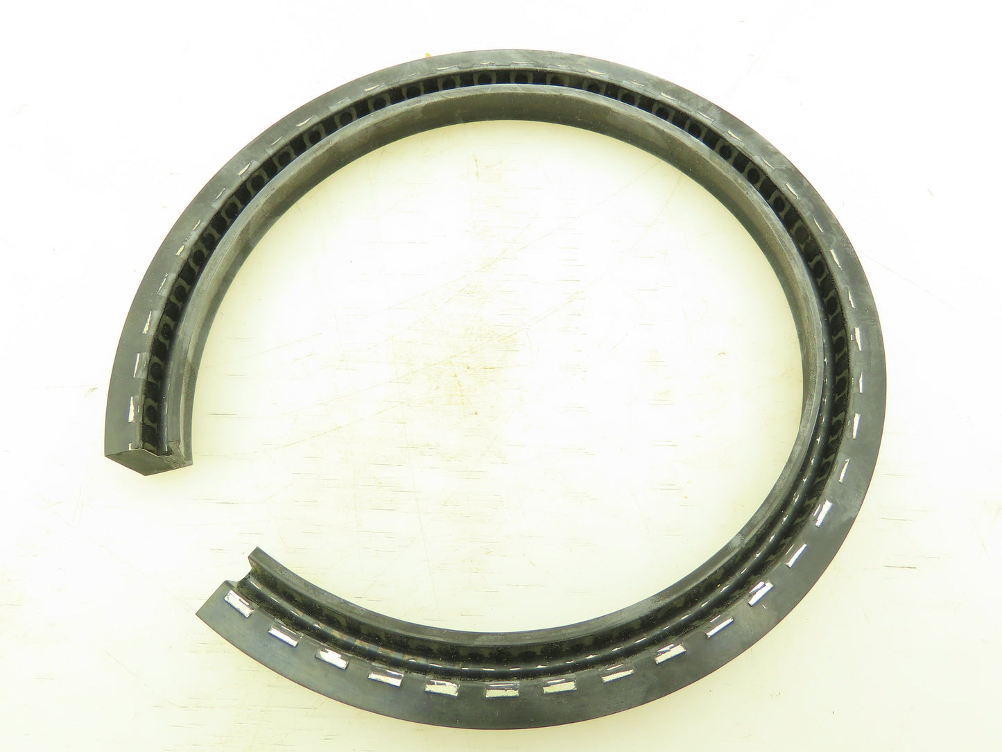 Garlock Klozure 23 X 3405 Split Oil Seal