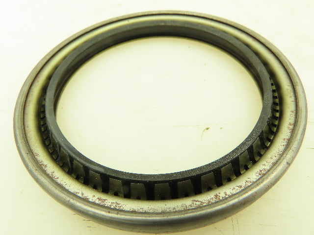 Garlock Klozure 53 X 2441 21086-2441 Oil Seal 3.688" Shaft, 4.75" OD, 0.5" Width