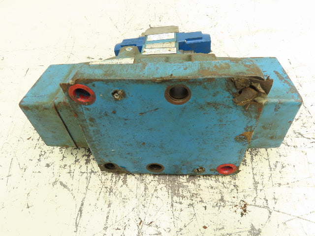 Vickers DG5S4-10-2C-2-M-W-D-53 Hydraulic Directional Control Solenoid Valve 220V
