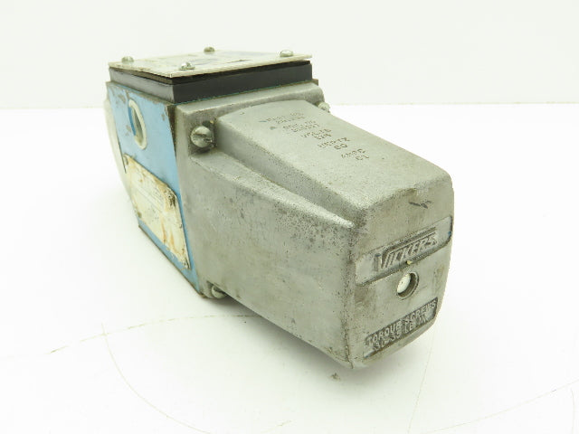 Vickers DG4S4L-012N-51 Hydraulic Directional Control Solenoid Valve D05 120V