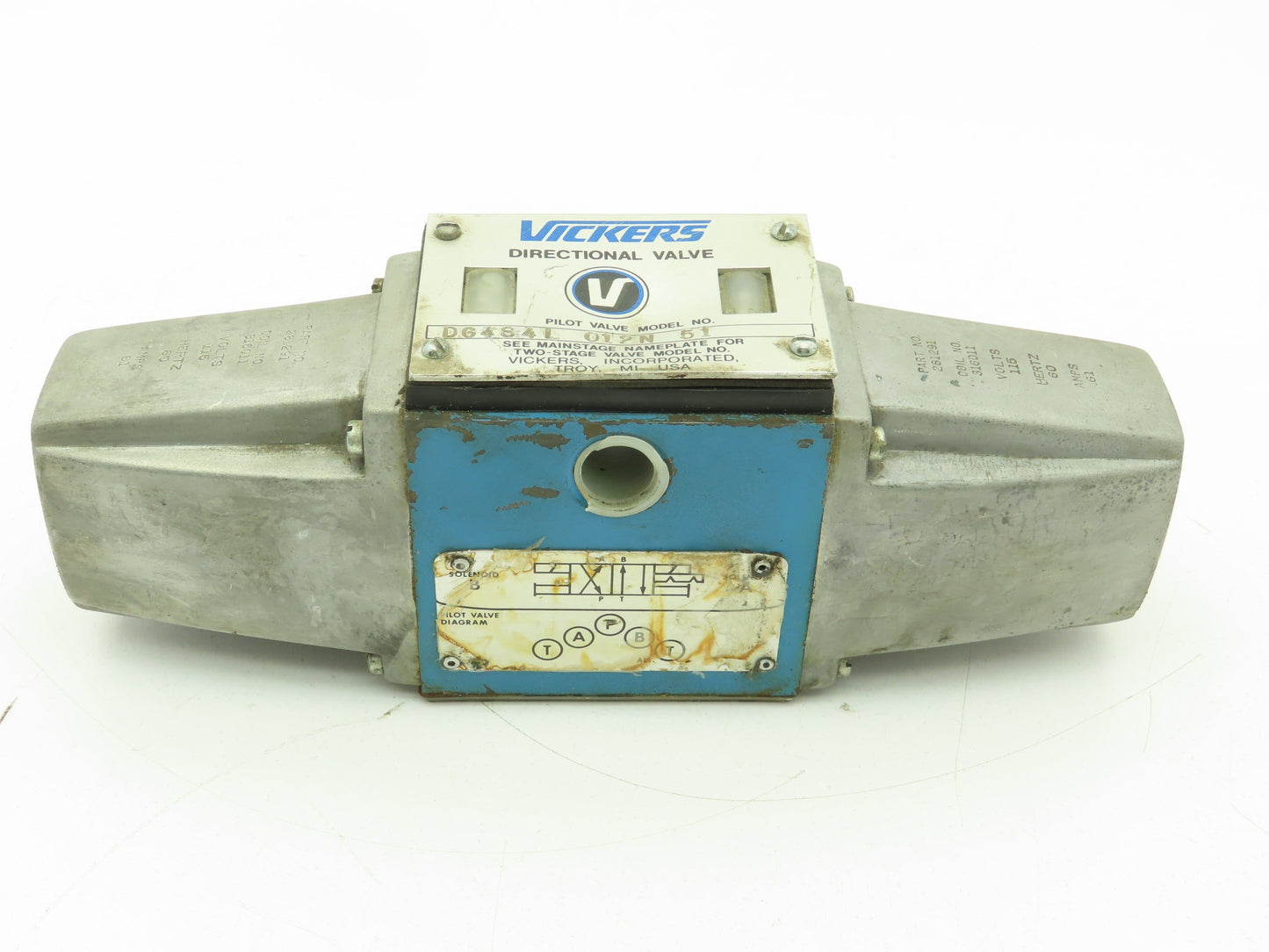 Vickers DG4S4L-012N-51 Hydraulic Directional Control Solenoid Valve D05 120V