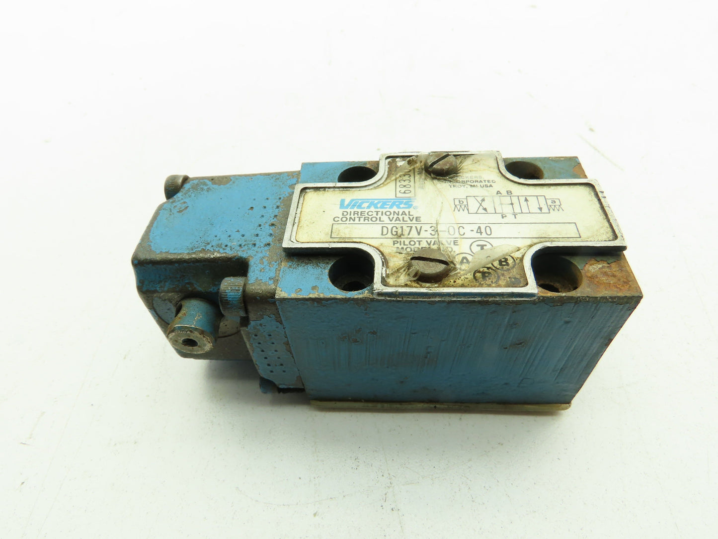 Vickers DG17V-3-0C-40 Hydraulic Manual Directional Control Valve Lever Operated