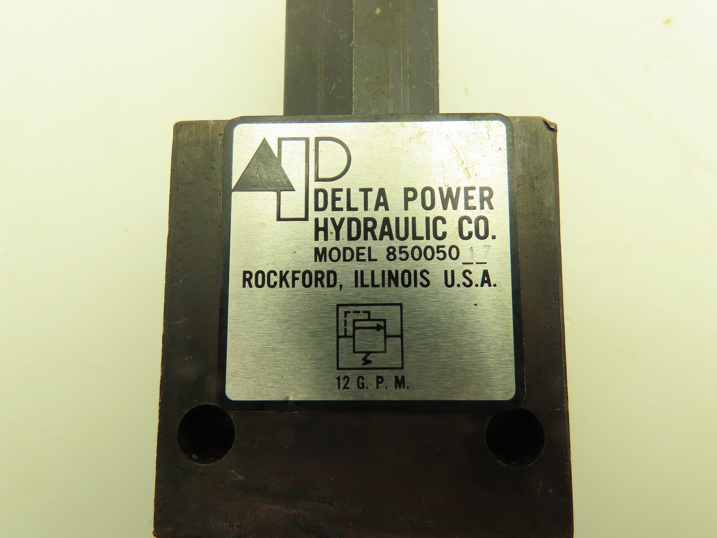 Delta Power 850050-17 Hydraulic Screw-In Cartridge Valve Block 3/8" NPT