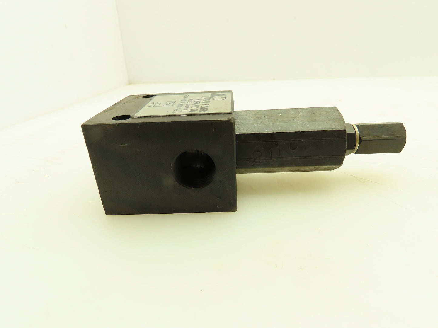 Delta Power 850050-17 Hydraulic Screw-In Cartridge Valve Block 3/8" NPT