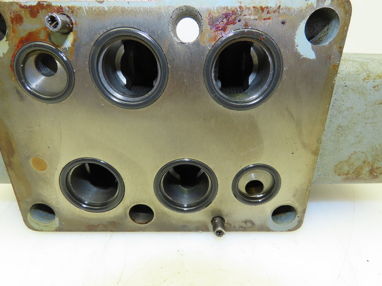 Continental VS50M-3A Hydraulic Directional Control Solenoid Valve 120V