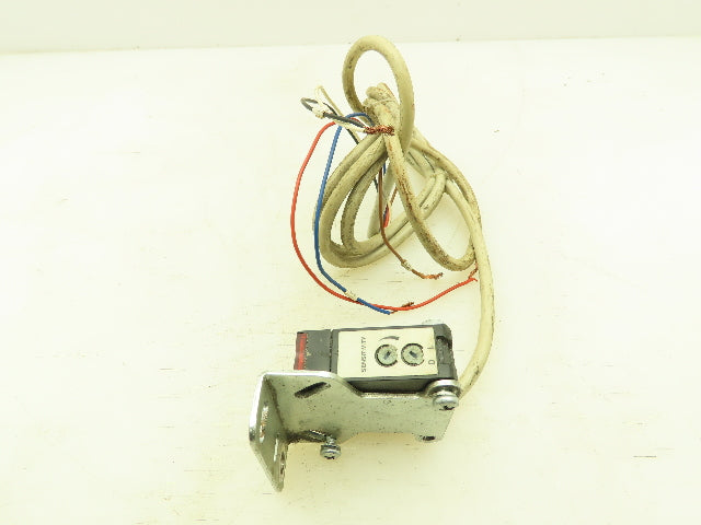 Balluff Datasensor BOS S6-1-A6 Photoelectric Sensor, Universal, S6 Series
