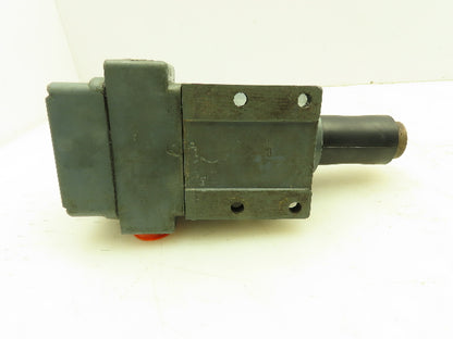 Allen Bradley 2210 Type C Speed Sensing Switch 2NO 2NC 5/8" Shaft