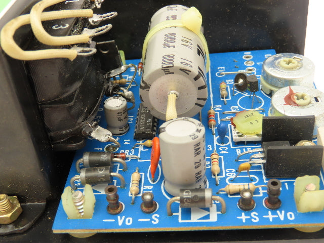 Sola 83-82-2230 Electric Power Supply 240/120VAC Input 5VDC Output