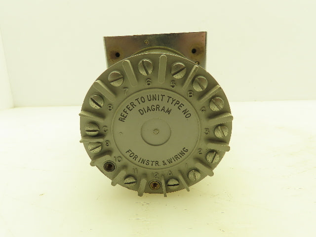 Eagle Signal HP54A607 Cycl-Flex Reset Timer 0-10 Minutes 120/240V