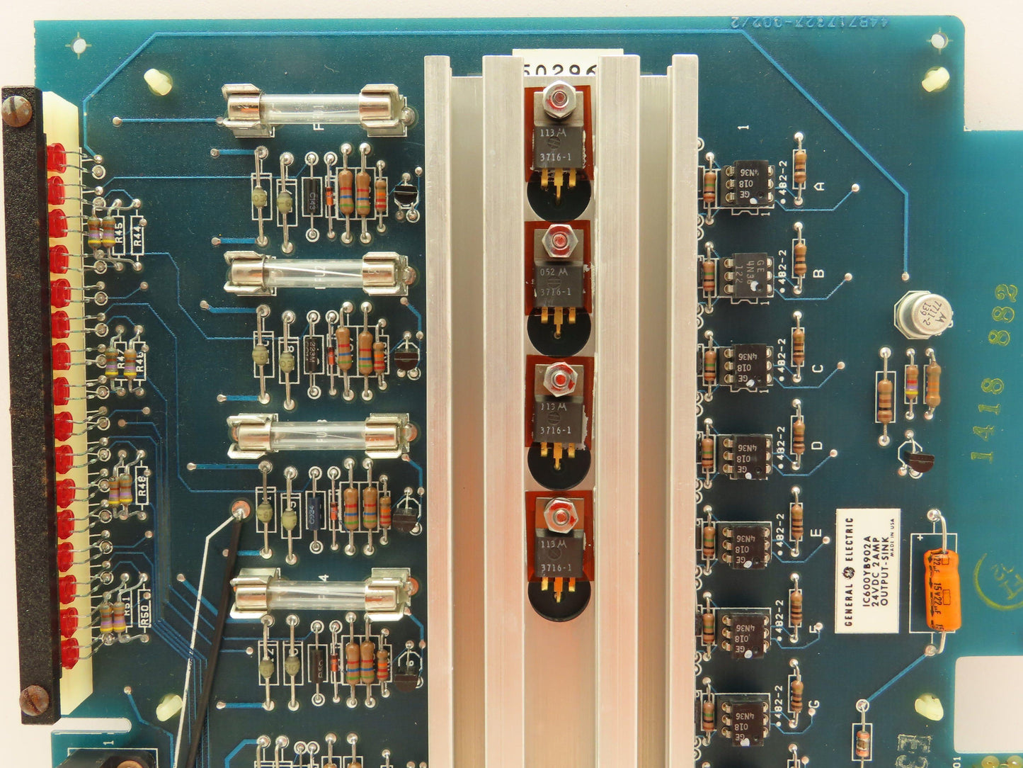 General Electric IC600BF902A GE Fanuc PLC DC Output Module 24VDC