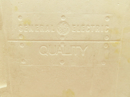 General Electric IC600BF902A GE Fanuc PLC DC Output Module 24VDC