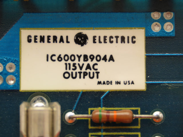 General Electric IC600YB904A GE Fanuc Output Module 115VAC Control Circuit Board
