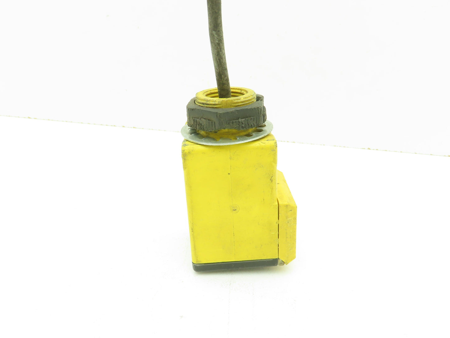 Banner Q456E Photoelectric Sensor Emitter 60M 10-30VDC  Lot of 4