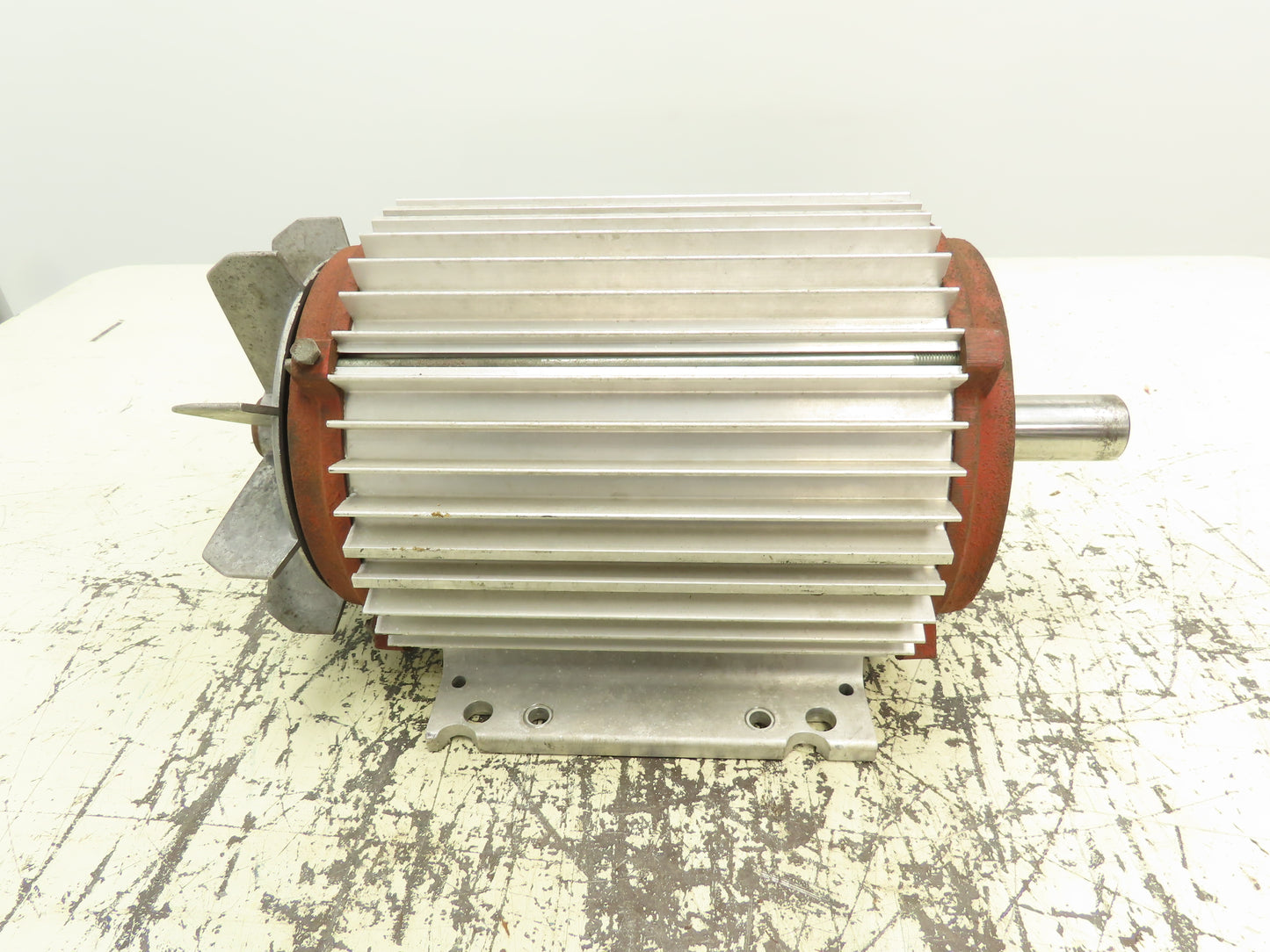 Greiffenberger Antriebstechnik F600596 0001 F 2.5KW, 230/460v Motor