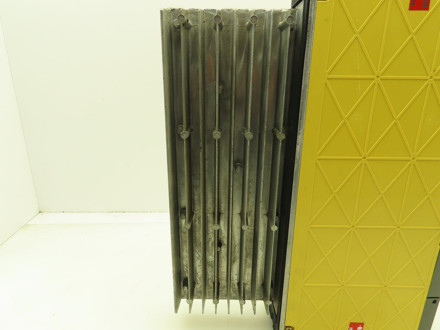 Fanuc A06B-6096-H103 Servo Amplifier Module 283-325V 1.25 kw Ser D