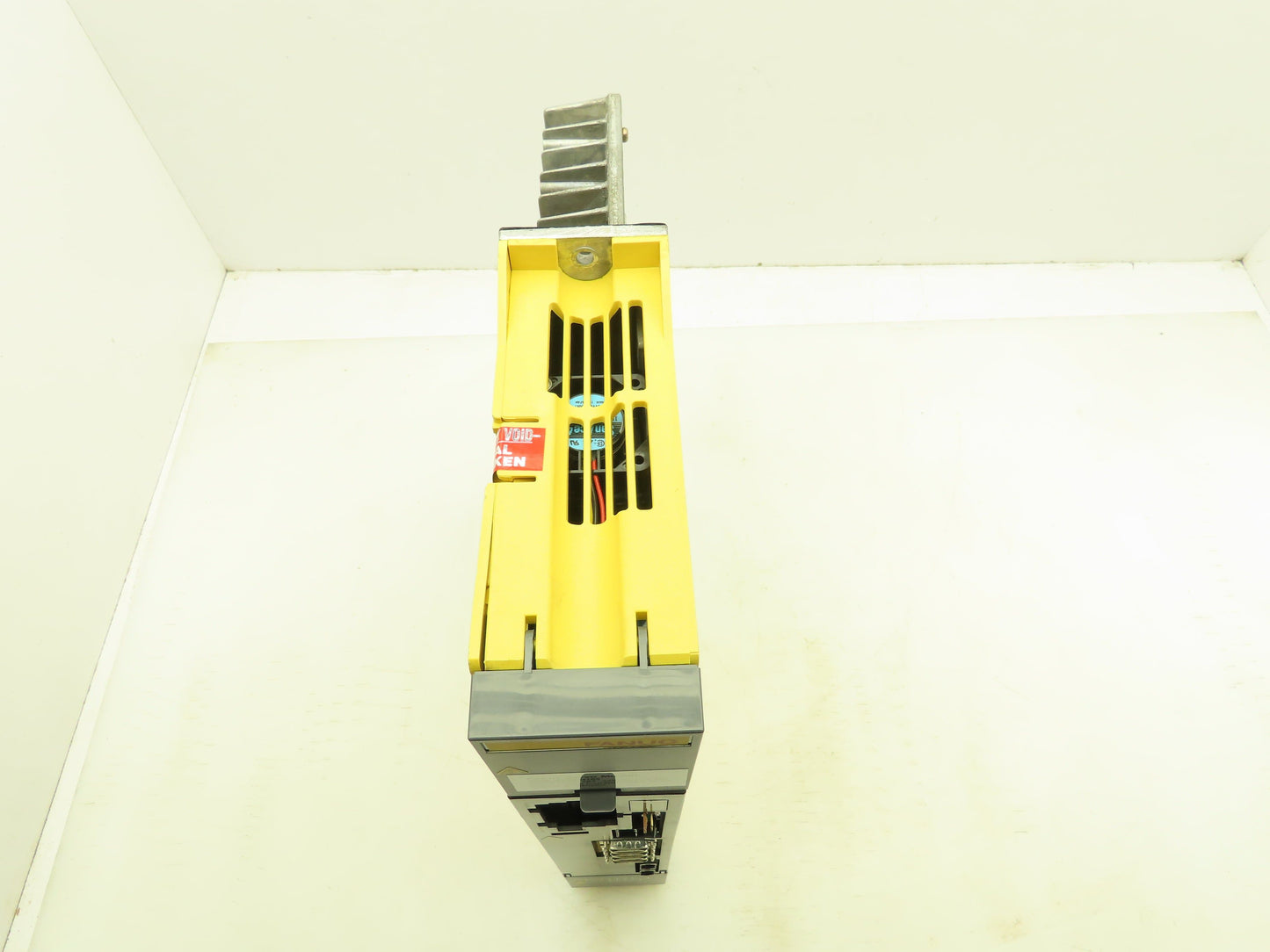 Fanuc A06B-6096-H105 Servo Amplifier Module 283-325V 4.75 kw