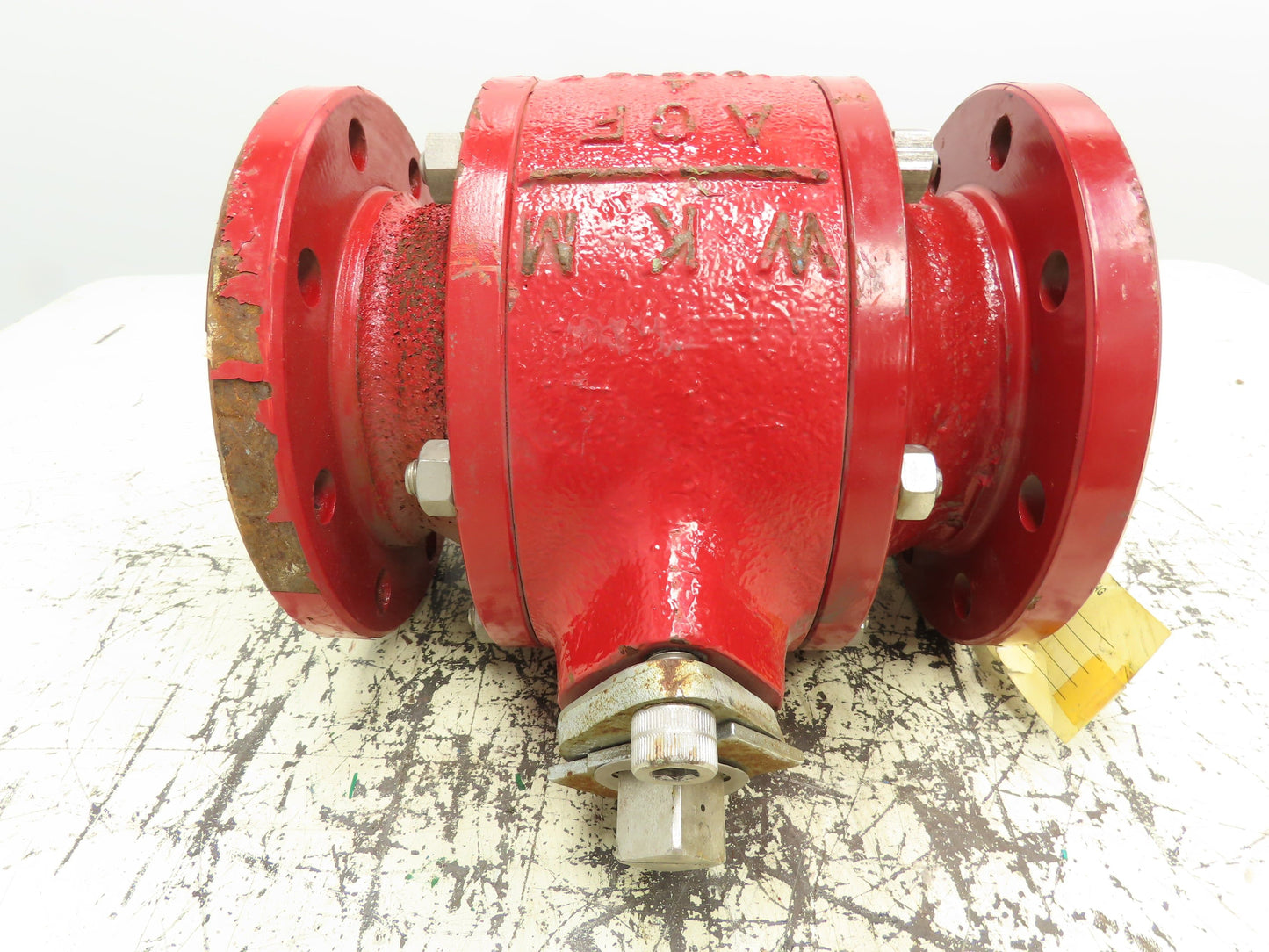 WKM DynaSeal 350 Lined 3Pc Ball Valve 4" Flanged 8-Bolt