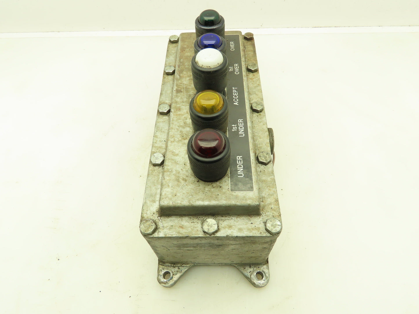 O Z Gedney IF4103 Class 650 Hazardous Location Control Center Outlet Box