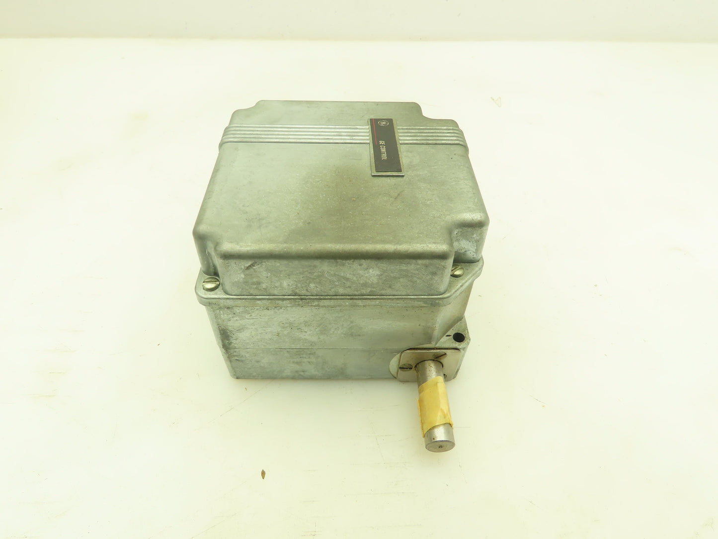 General Electric CR115E484102 Rotary Limit Switch 600VAC Max