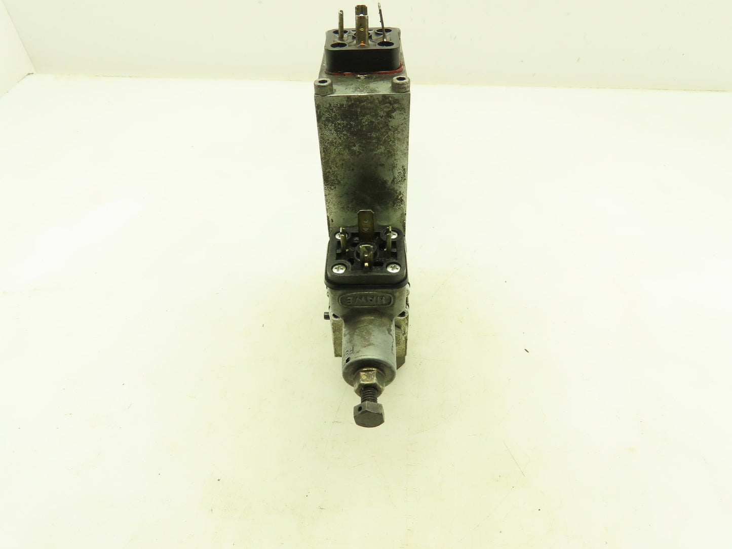 Enerpac VP11 Hydraulic Directional Modular Poppet Solenoid Valve 5000 PSI