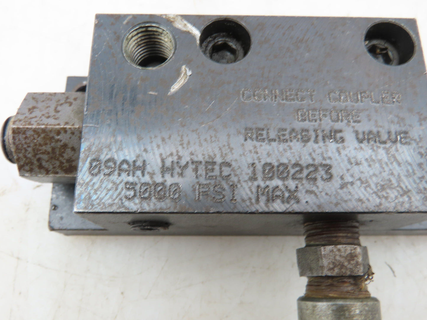 Hytec 100223 Single-Acting Hydraulic Manual Pallet Valve 5000 PSI