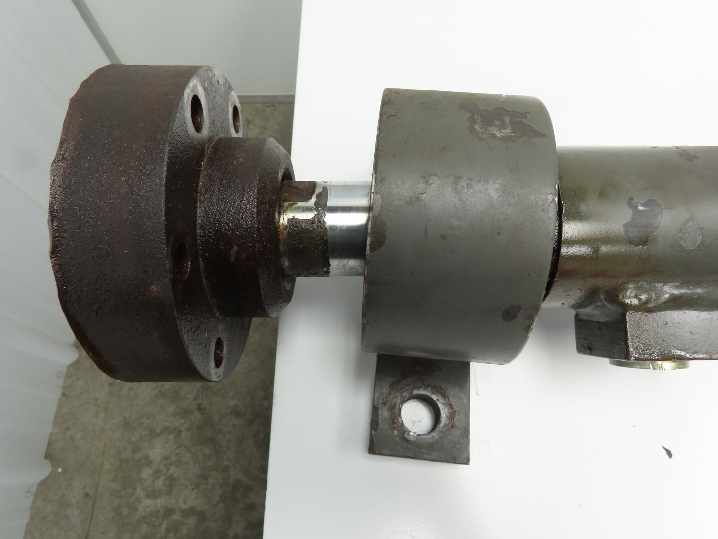 Hydraulic Cylinder Double Acting 2.5" Bore 35" Stroke Pillow Block Flange Mount