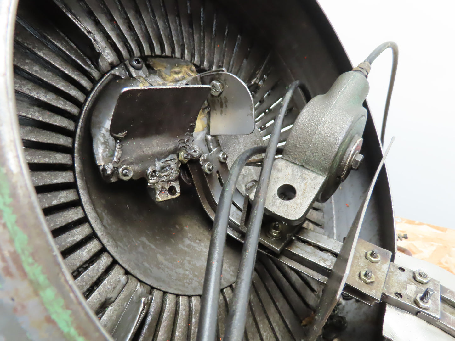 Detroit Power Screwdriver Model H Auto Feed Rivet Hopper