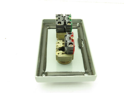 B-Line 2 Pushbutton Enclosure Control Station On/Off 800E Switch 3x3x6"