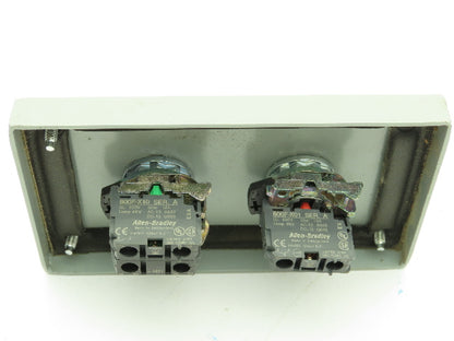 Cooper B-Line 2 Pushbutton Enclosure Control Station On/Off 800F Switch 3x3x6"
