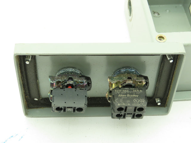 Cooper B-Line 2 Pushbutton Enclosure Control Station On/Off 800F Switch 3x3x6"