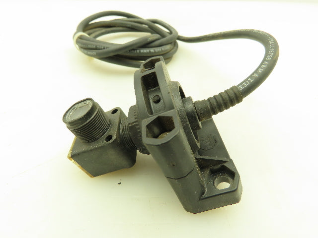 Allen Bradley 42EFP2RCBA2 Ser A Photo Switch Sensor RightSight Bracket Lot of 3