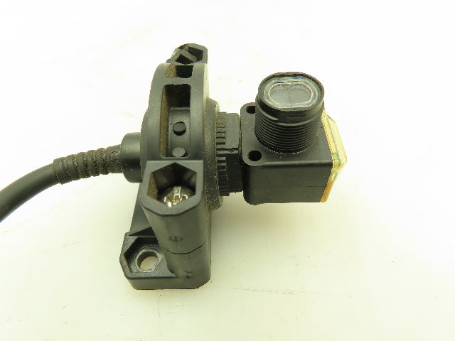 Allen Bradley 42EFP2RCBA2 Ser A Photo Switch Sensor RightSight Bracket Lot of 5