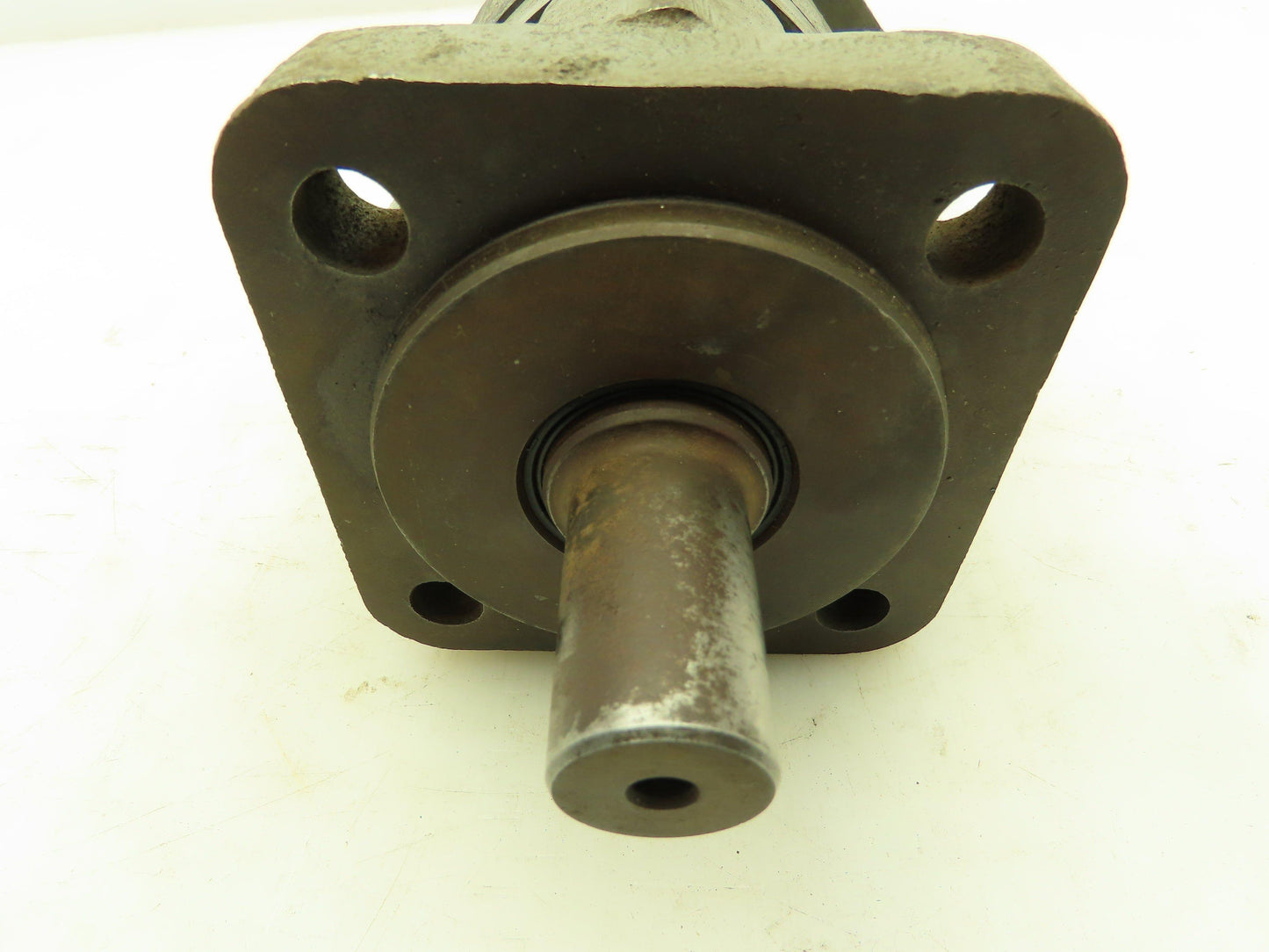 Eaton 104-1252-006 Hydraulic Geroler Disc Valve Motor 20GPM 3000 PSI 1" Shaft