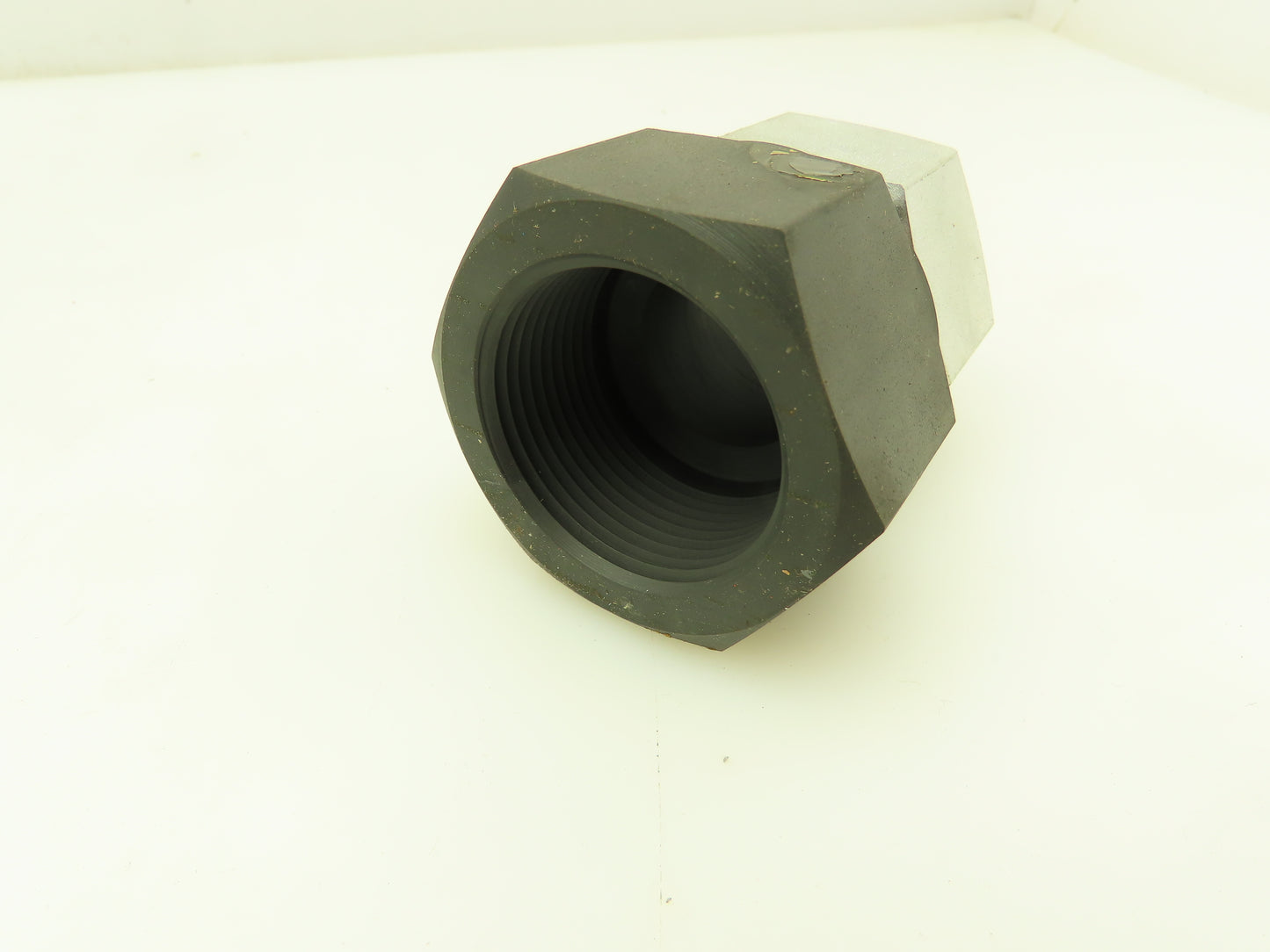 Swagelok S-2000-A-20F Female Adapter Fitting 1-1/4" Tube x 1-1/4" FNPT Lot of 4